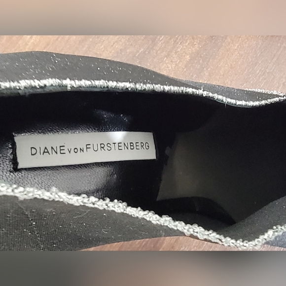 🤩Host Pick❤️Diane Von Furstenburg Canvas Black Bootie Heels Women's Size 10B - Picture 5 of 16